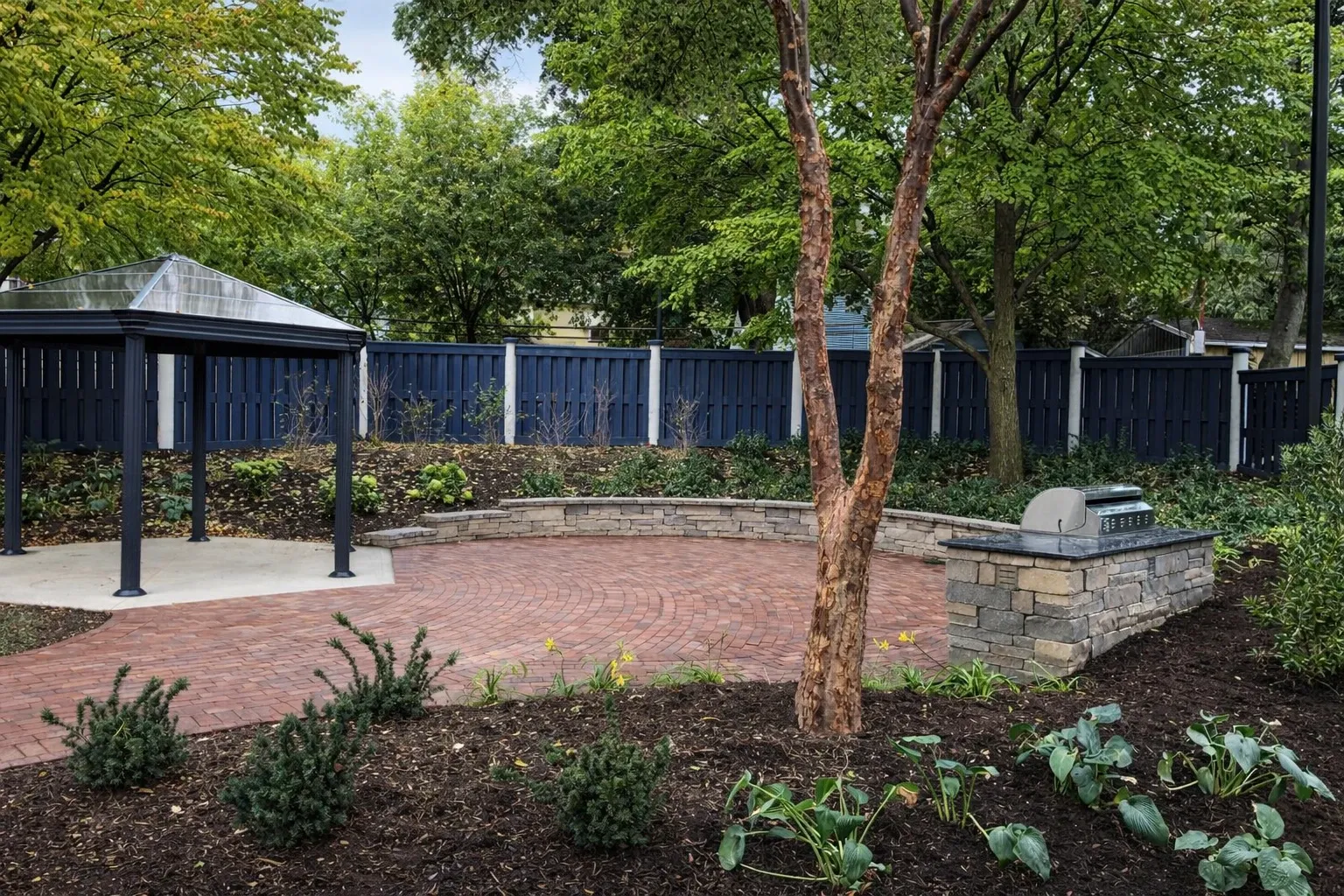 Hardscaping & Outdoor Living